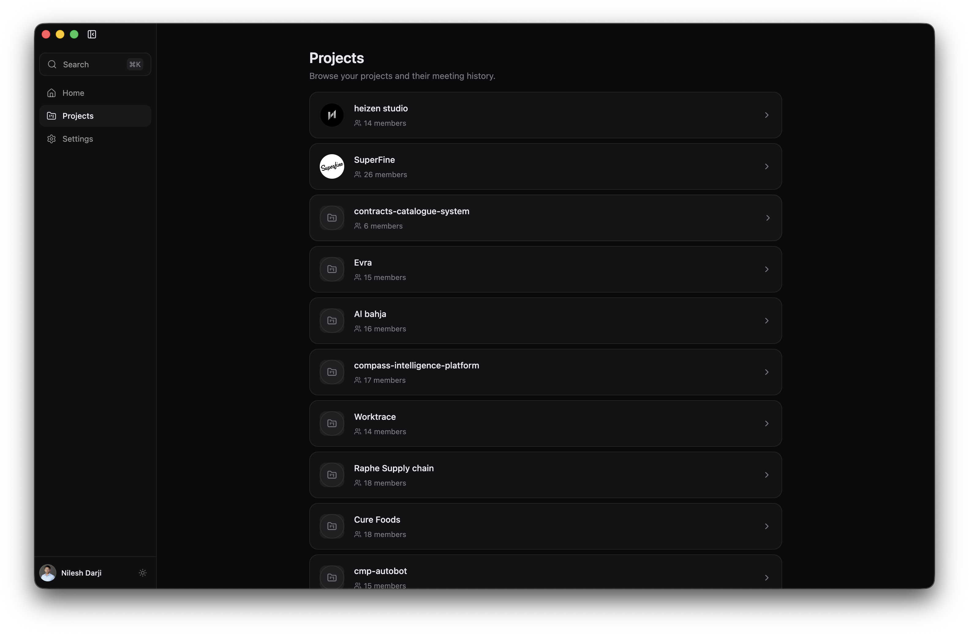 The Heizen Meets Projects page showing project cards with logos, project titles, member counts, and navigation arrows